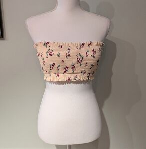 NEW Xhilaration Women's Small Beige Red Floral Smocked RuffleSwim Bikini Top